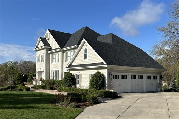 Top Siding Materials for Energy Efficiency & Durability in Minnesota Winters